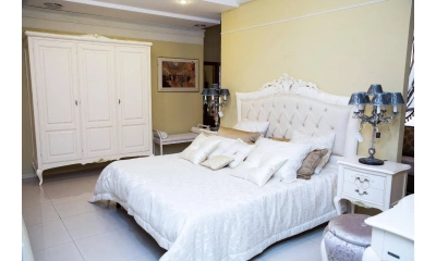 Комплект мебели в спальню Giogio Casa Memorie Veneziane (кровать, шкаф, тумбы, пуф, столик)