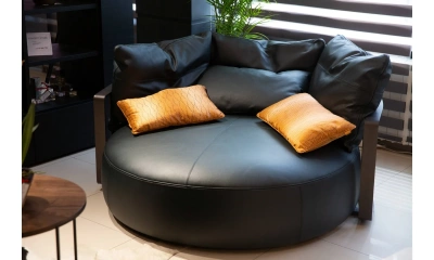 Диван POLTRONA FRAU Scarlett