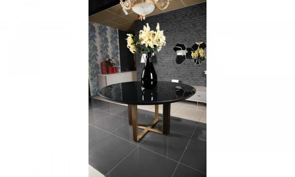 Стол обеденный ENZA HOME SIRONA