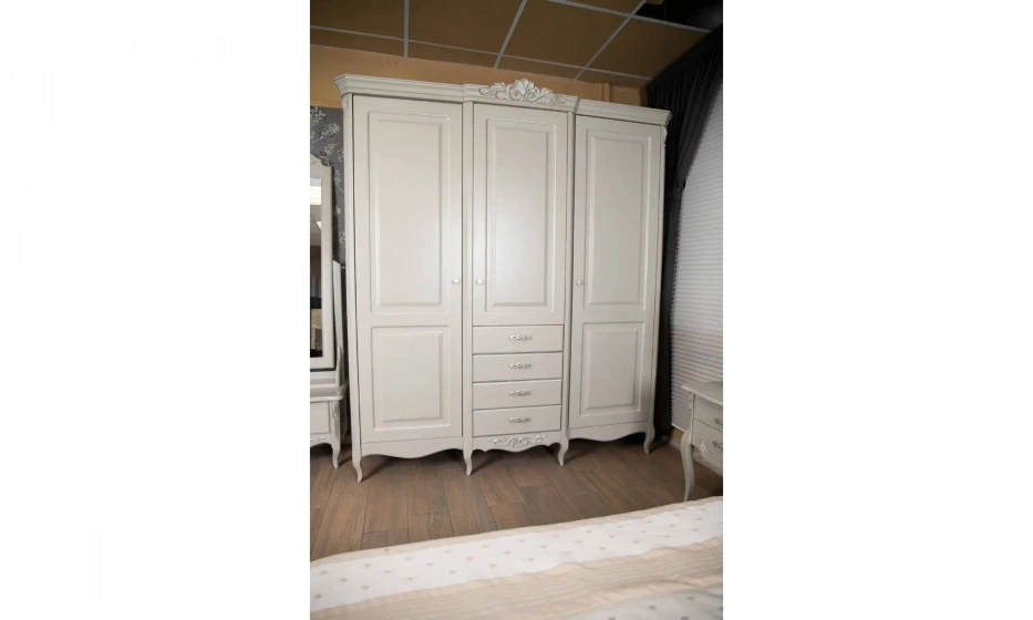 Шкаф 3 двери Kreind Elegance - фото 2