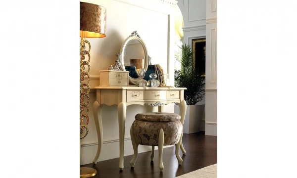 Спальня Giorgio Casa Memorie Veneziane K24 (кровать, тумба прикроватная 2 шт, туалетный столик, пуф)