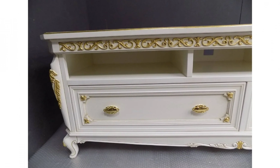 Vaccari Cav.Giovanni Гостиная: Витрина -2Шт, Тумба Тв, Ж. Столик Bianco Antico/Oro - фото 3