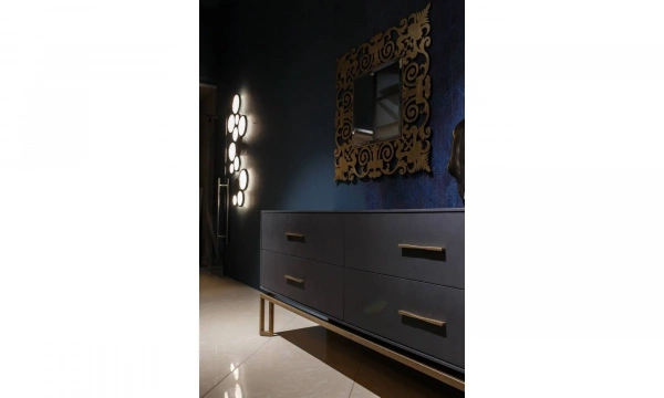 Комод TOSCONOVA ORO CON BASE IN METALLO