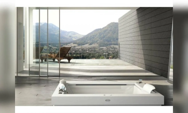 Акриловая Ванна Jacuzzi Aura Plus 185X155 9443-731A