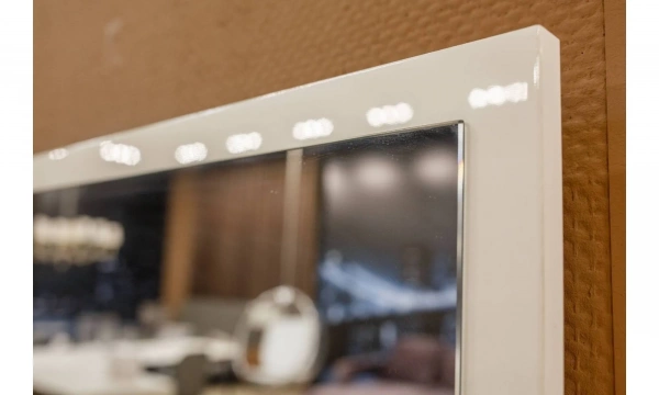 Camelgroup Зеркало