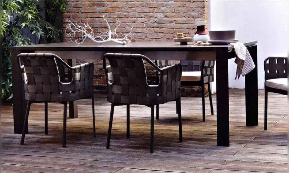 Стол Varaschin Dolmen 1 - фото 1