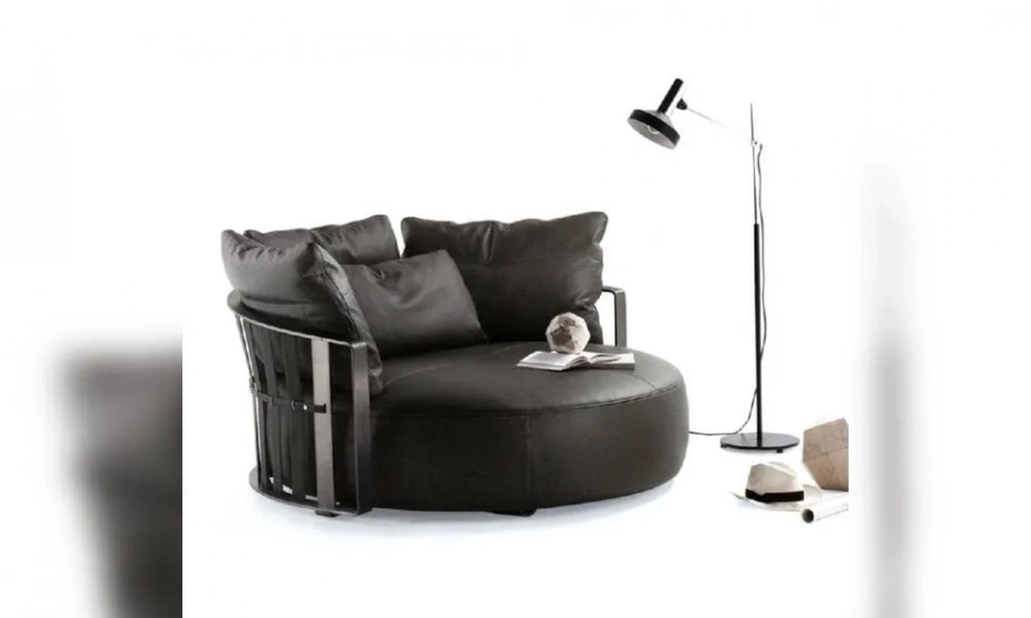 Кресло Poltrona Frau Scarlett - фото 1