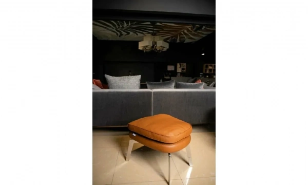 Современный пуф Jacob Caliaitalia