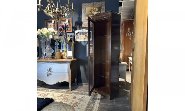 Витрина Accademia Del Mobile