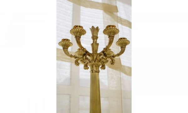 Подсвечник Eichholtz 1